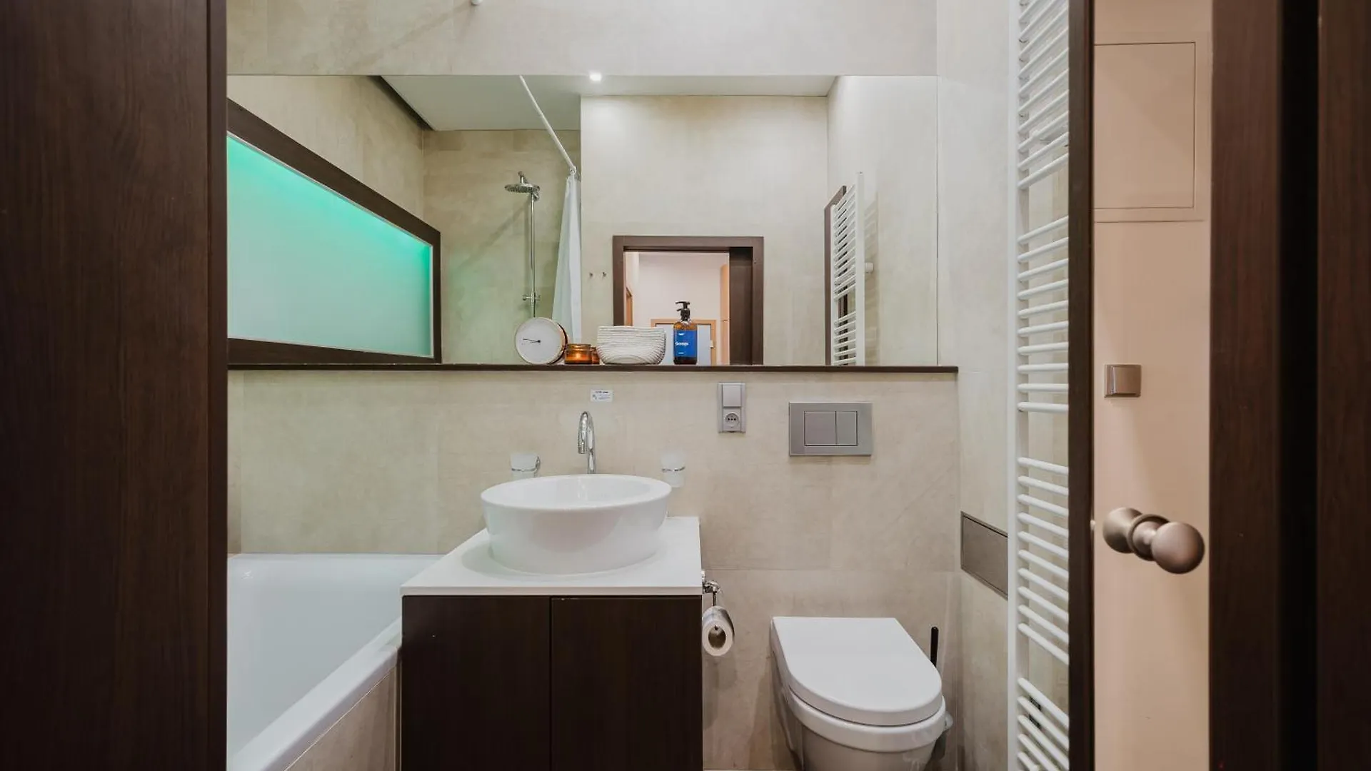 Prague Days - Stylish Apartment - Netflix - Hip District