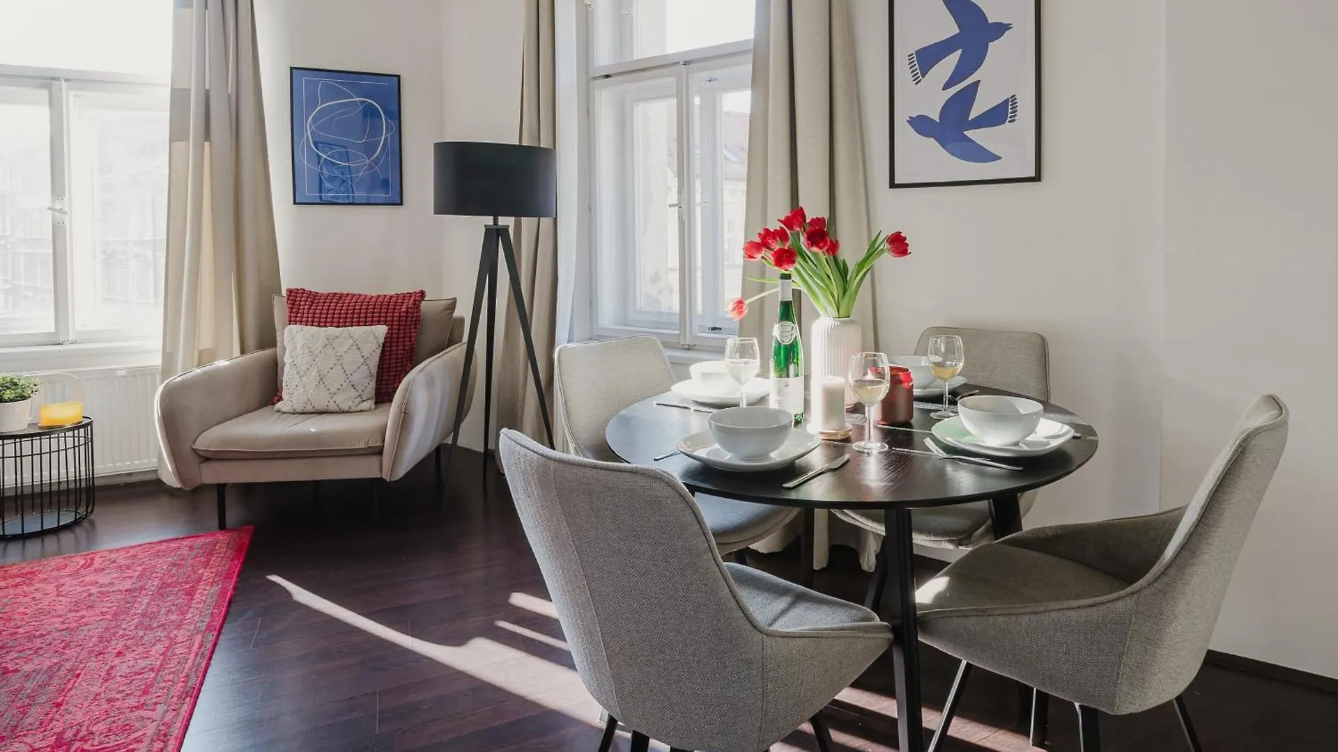 Prague Days - Stylish Apartment - Netflix - Hip District