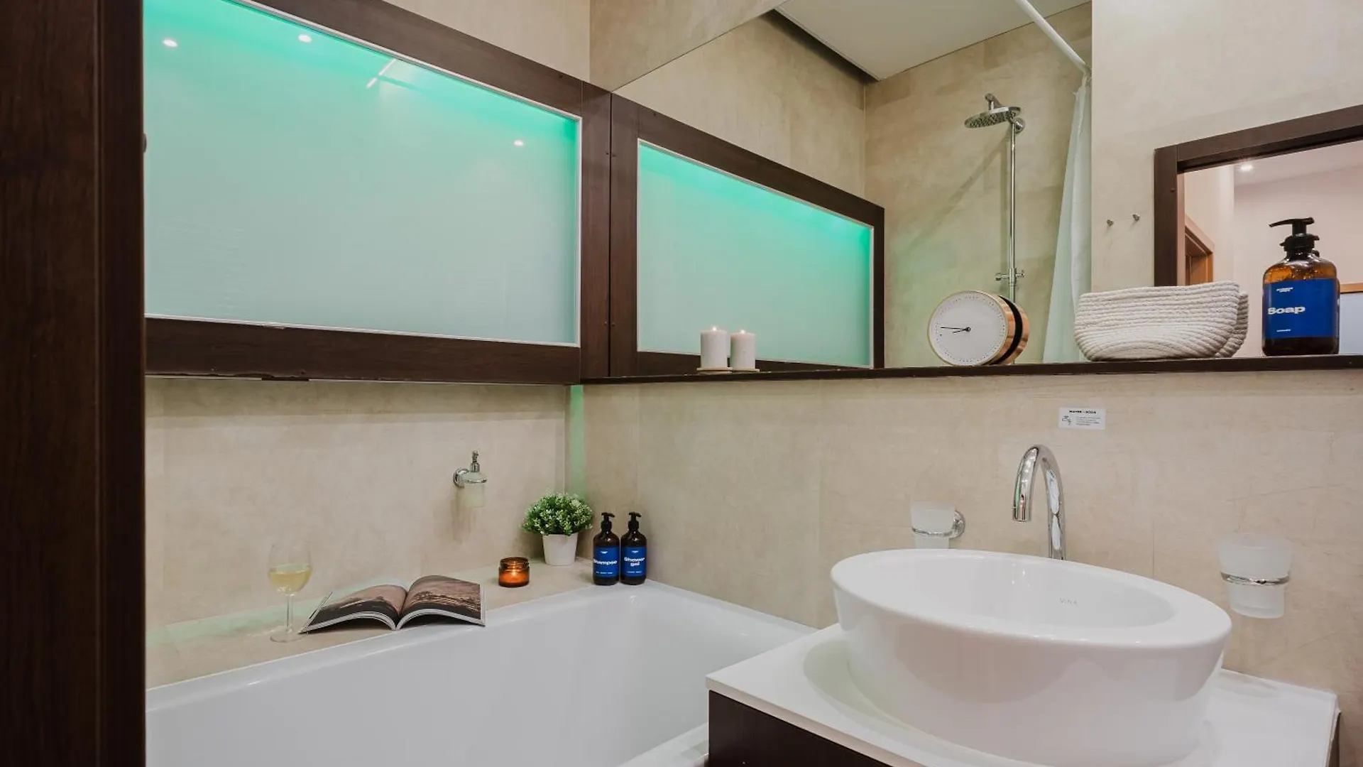 Prague Days - Stylish Apartment - Netflix - Hip District 0*,